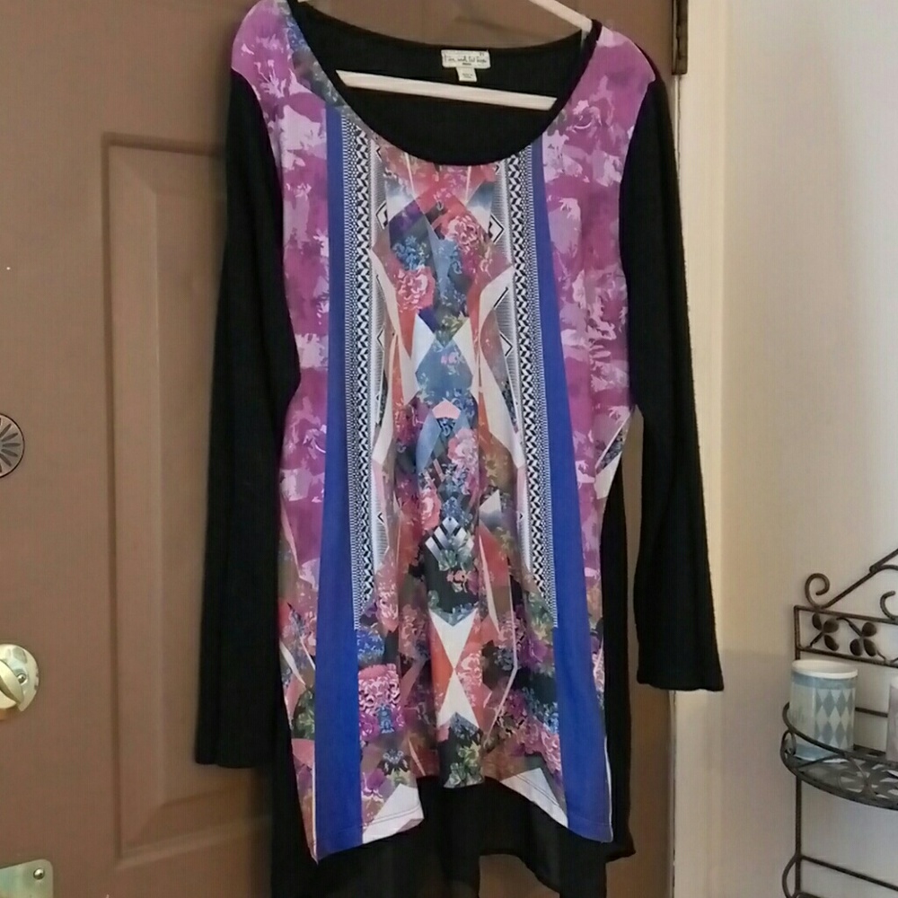 Live and Let Live Tunic
